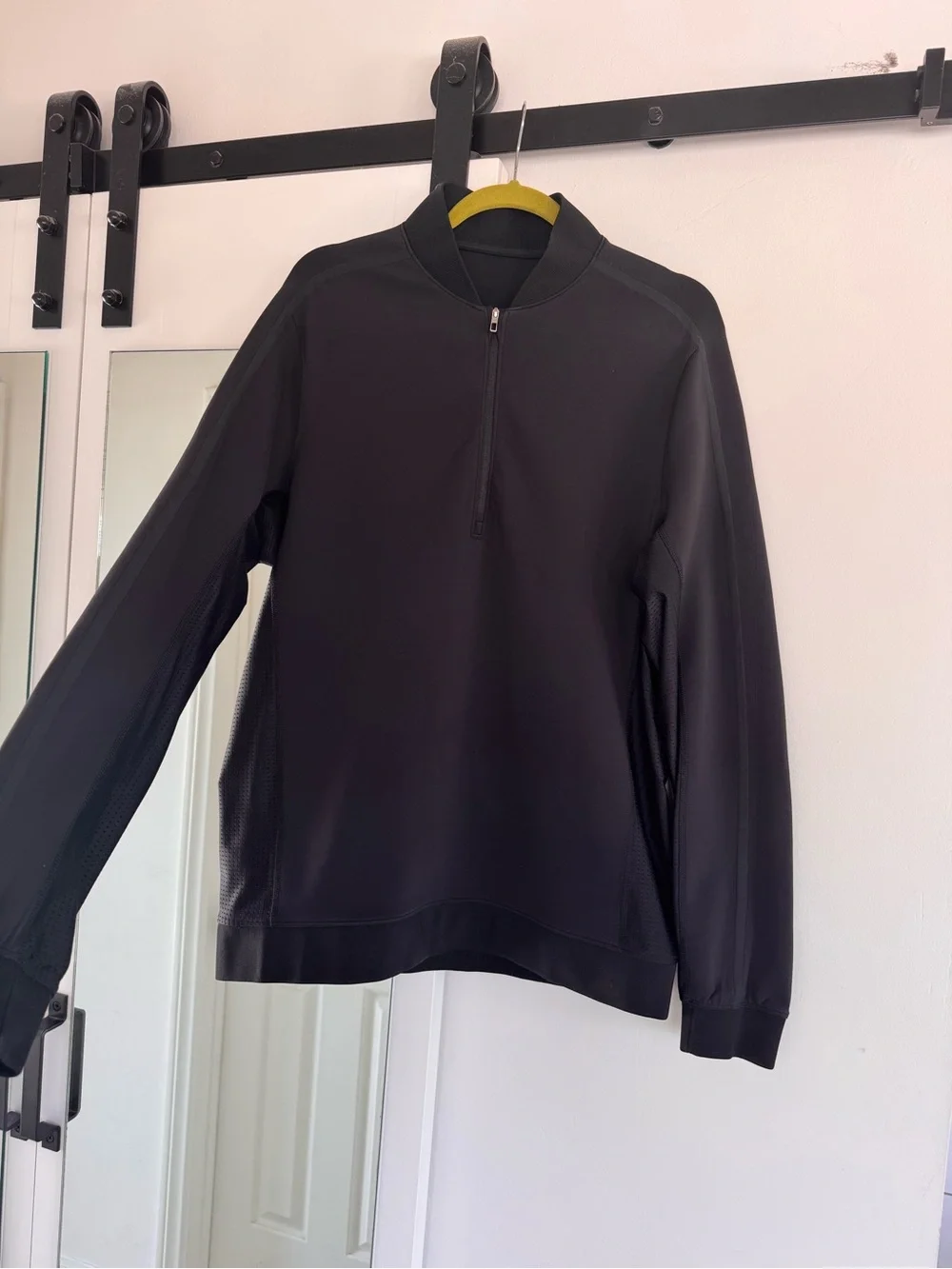 Men's Black Half-Zip Performance Pull Over